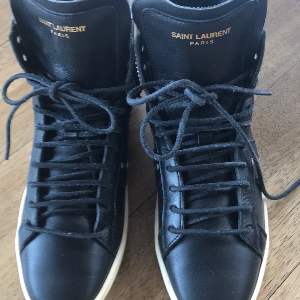 SAINT LAURENT HI TOP SNEAKERS